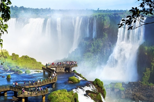 TOUR: BRASILE + CASCATE (??/09/27)